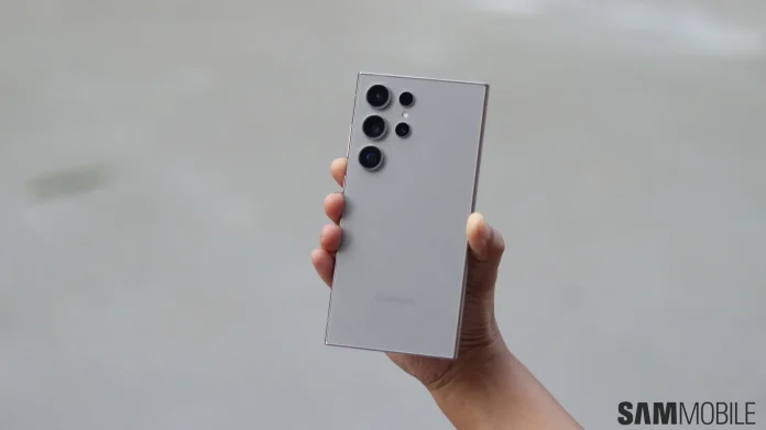 Galaxy S Ultra: Ποιο μοντέλο χρησιμοποιεί ο Mark Zuckerberg; Galaxy S Ultra: Ποιο μοντέλο χρησιμοποιεί ο Mark Zuckerberg;
