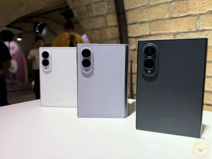 Αναδιπλούμενα Samsung: +300% στις αναζητήσεις λόγω iPhone Duo
