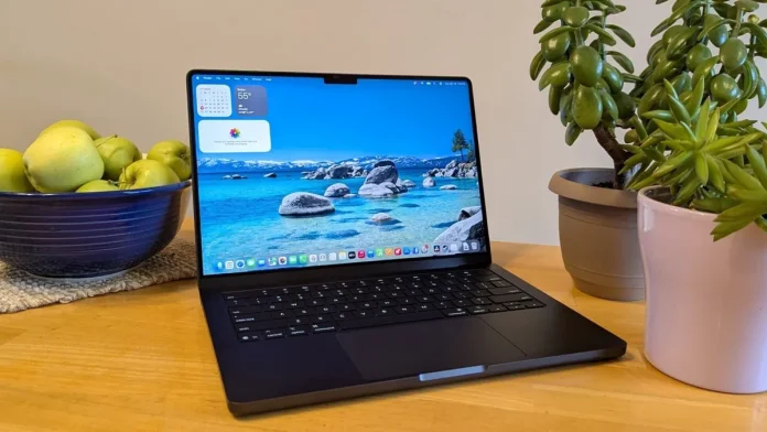 MacBook Pro: Οθόνη αφής OLED, ελαφρύτερο design & πότε έρχεται